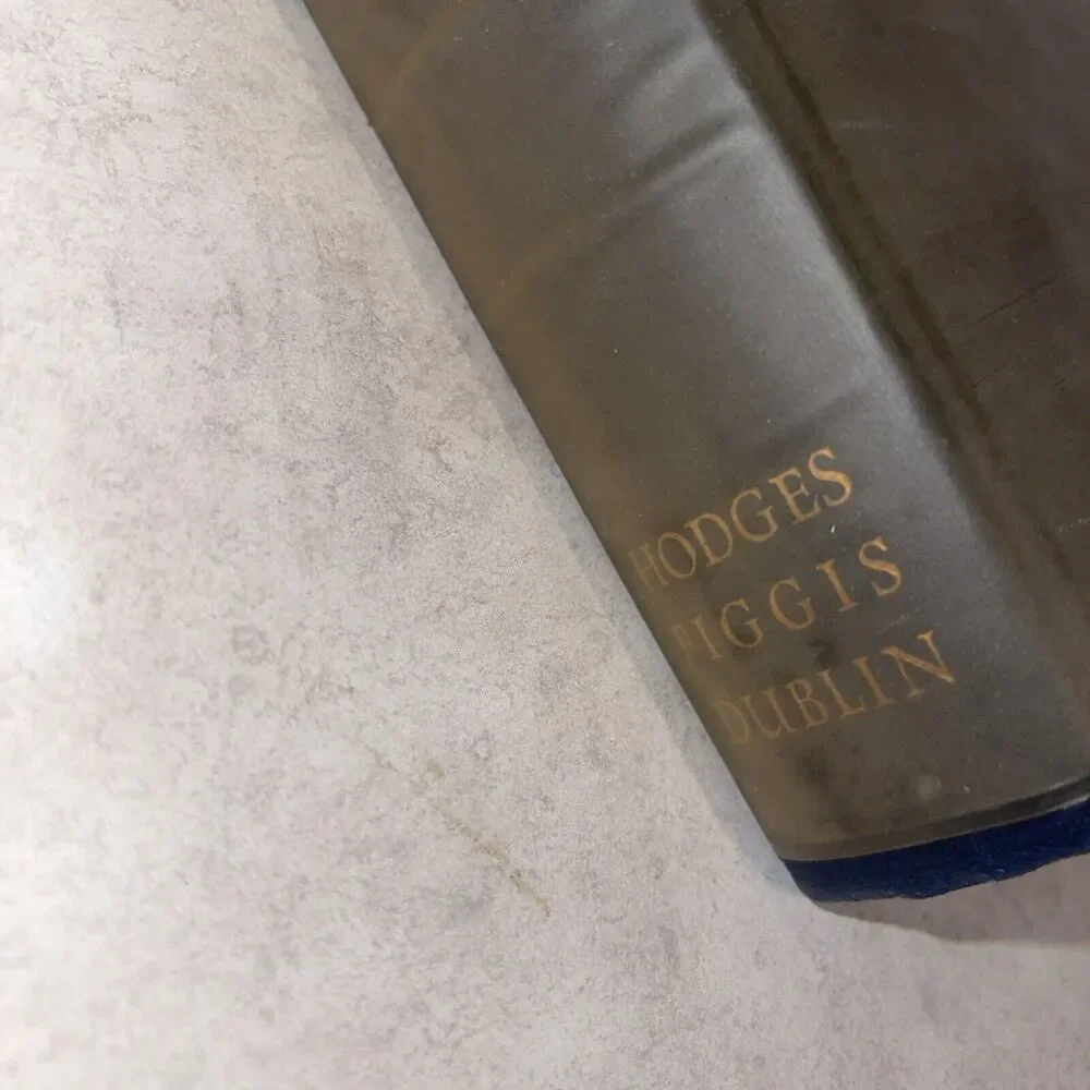 IRISH FAMILIES Book MACLYSAGHT NAMES ORIGINS ARMS ORIGINS GENEALOGY 1957 Vtg
